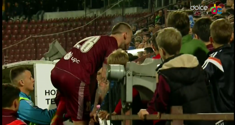 Cristi Bud, aproape de un conflict cu proprii fani după CFR Cluj – Dinamo. A fost ÎNJURAT