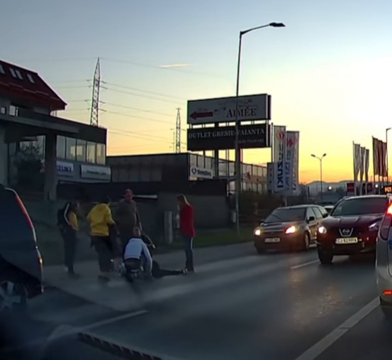O absolventă de medicină i-a acordat primul ajutor victimei accidentate.