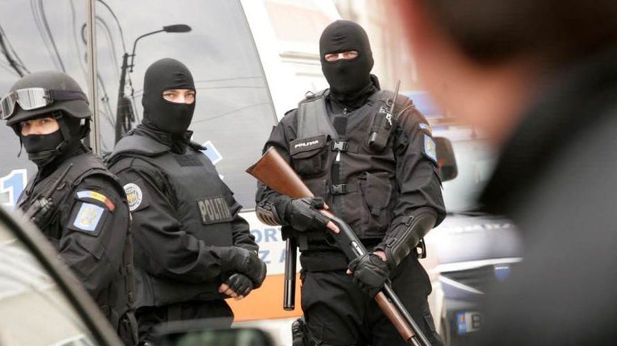 Acțiune de amploare împotriva crimei organizate în toată țara