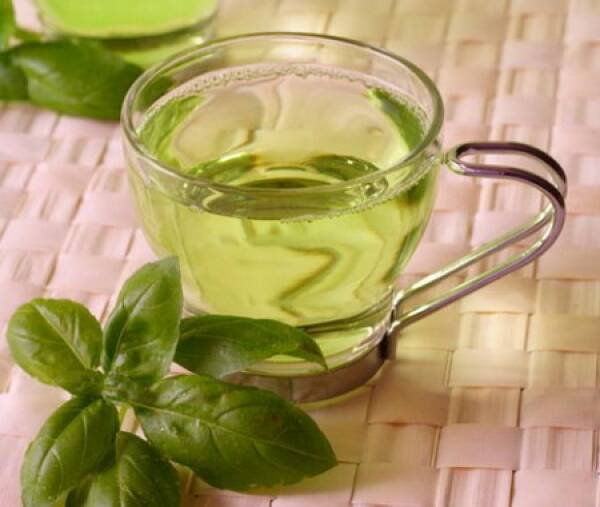Planta care vindecă răceală și gripa. E un antibiotic natural și o armă secretă ce reduce colesterolul