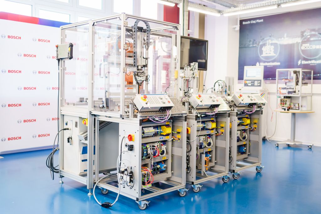Universitatea Tehnică din Cluj-Napoca beneficiază de un laborator de Industrie 4.0