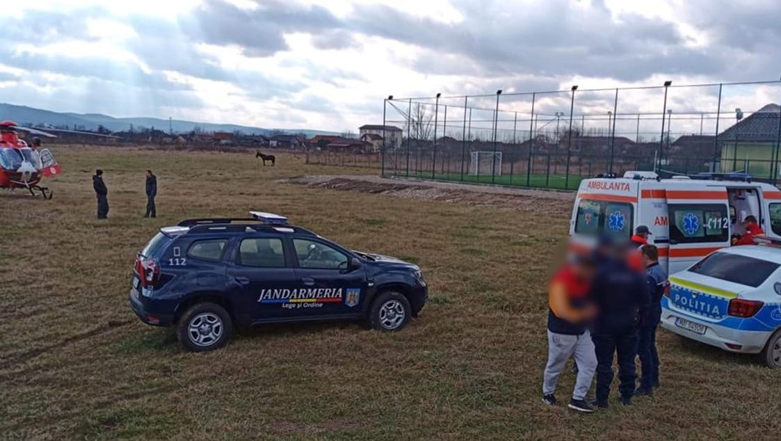 Copilul de 9 ani a fost transportat la spital cu elicopterul SMURD.