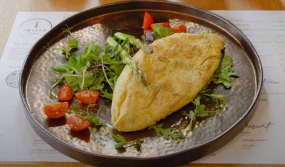 Omletă franțuzească cu sparanghel. Rețeta unui mic dejun gustos