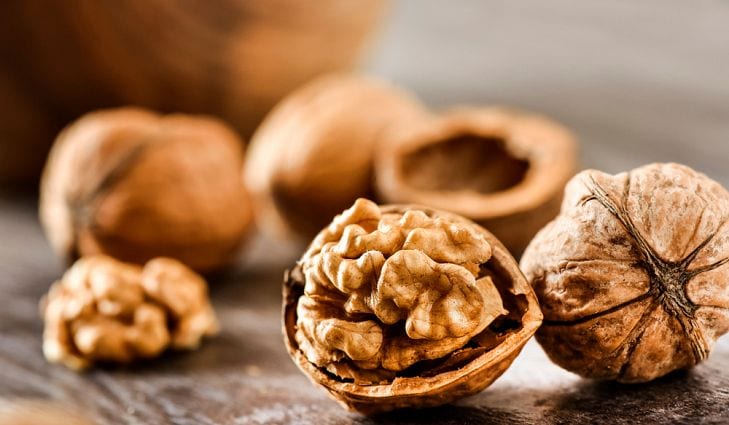 Alimentul care reduce colesterolul. Previne boala Alzheimer