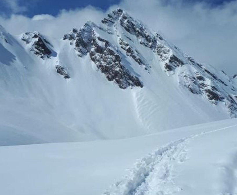 Risc imens de avalanșă și zăpadă de aproape 1 metru la Bâlea Lac