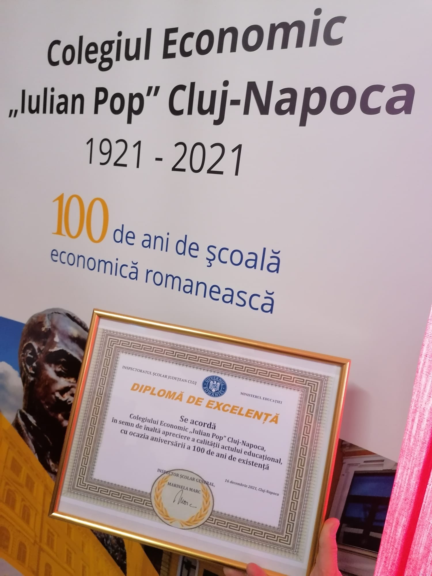 100 de ani de învățământ preuniversitar economic la Cluj (P)