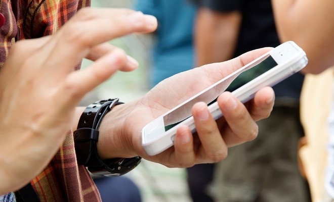 Tarife mai mici în România pentru apelurile mobile și fixe