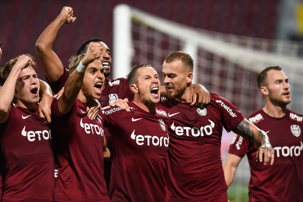 Lista celor 12 jucători puși pe lista de transferuri de Dan Petrescu la CFR Cluj