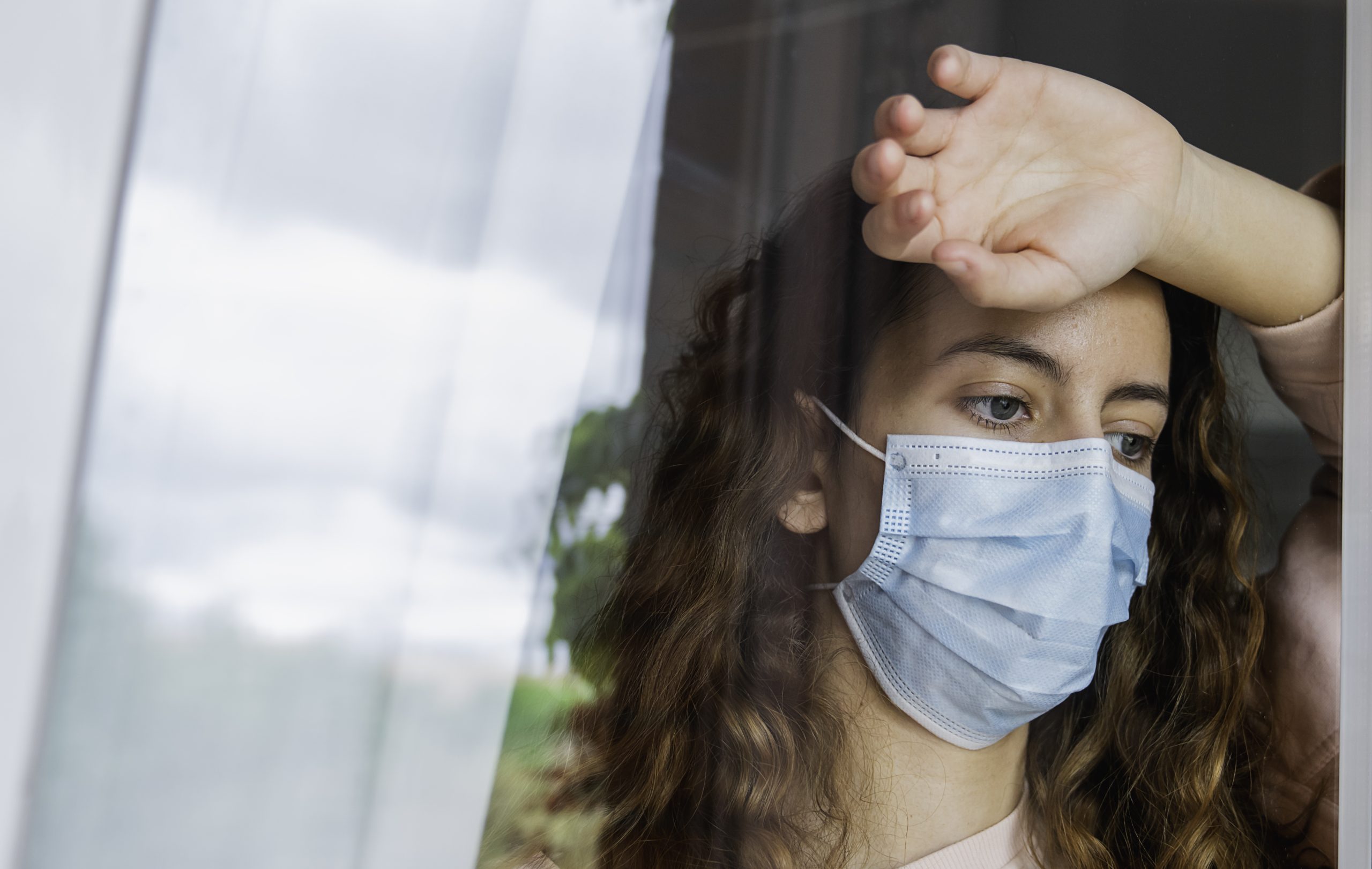 Persoanele vaccinate vor sta doar 5 zile în carantină/ Foto: depositphotos.com