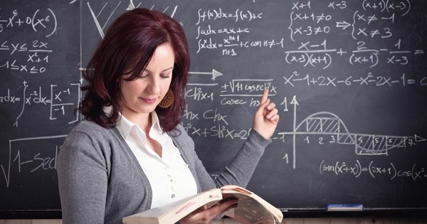 Profesorii intră în grevă! Orele elevilor ar putea fi suspendate între 11:00 și 13:00