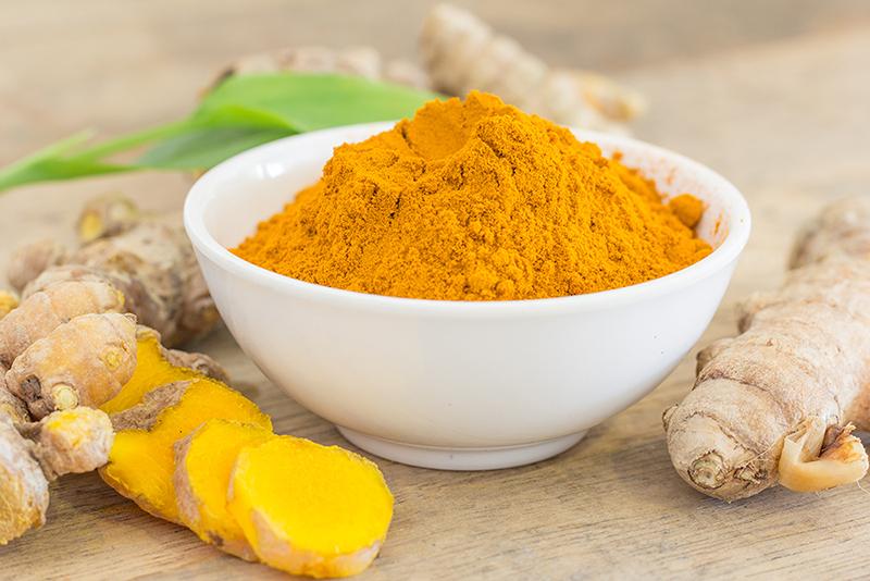 Condimentul ce acționează ca un antiinflamator și combate răceala. Previne bolile de inimă și cheagurile de sânge