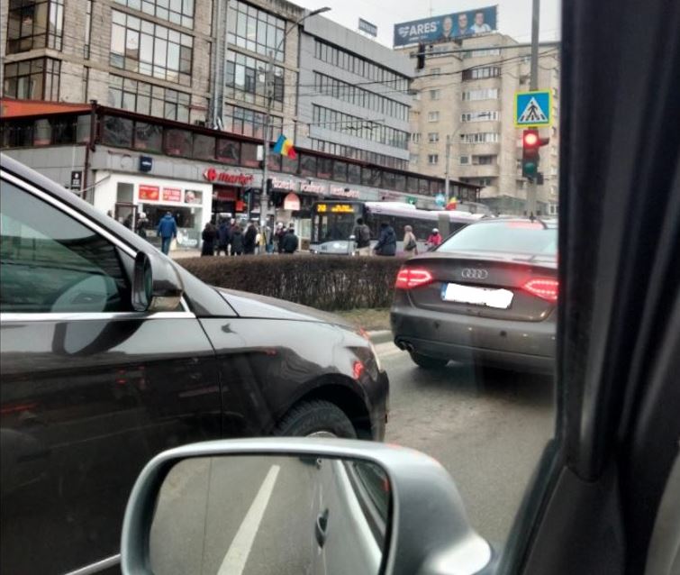 Șoferiță pe autobuz în Constanța