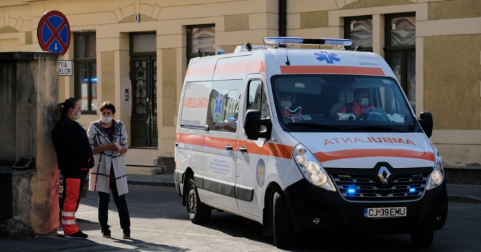 893 de persoane depistate cu COVID în Cluj. Zeci de bolnavi