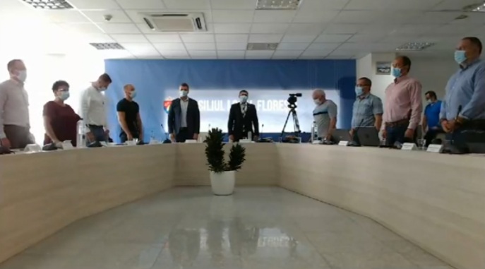 Scandal în taberele consilierilor USR PLUS și PNL-UDMR Florești.