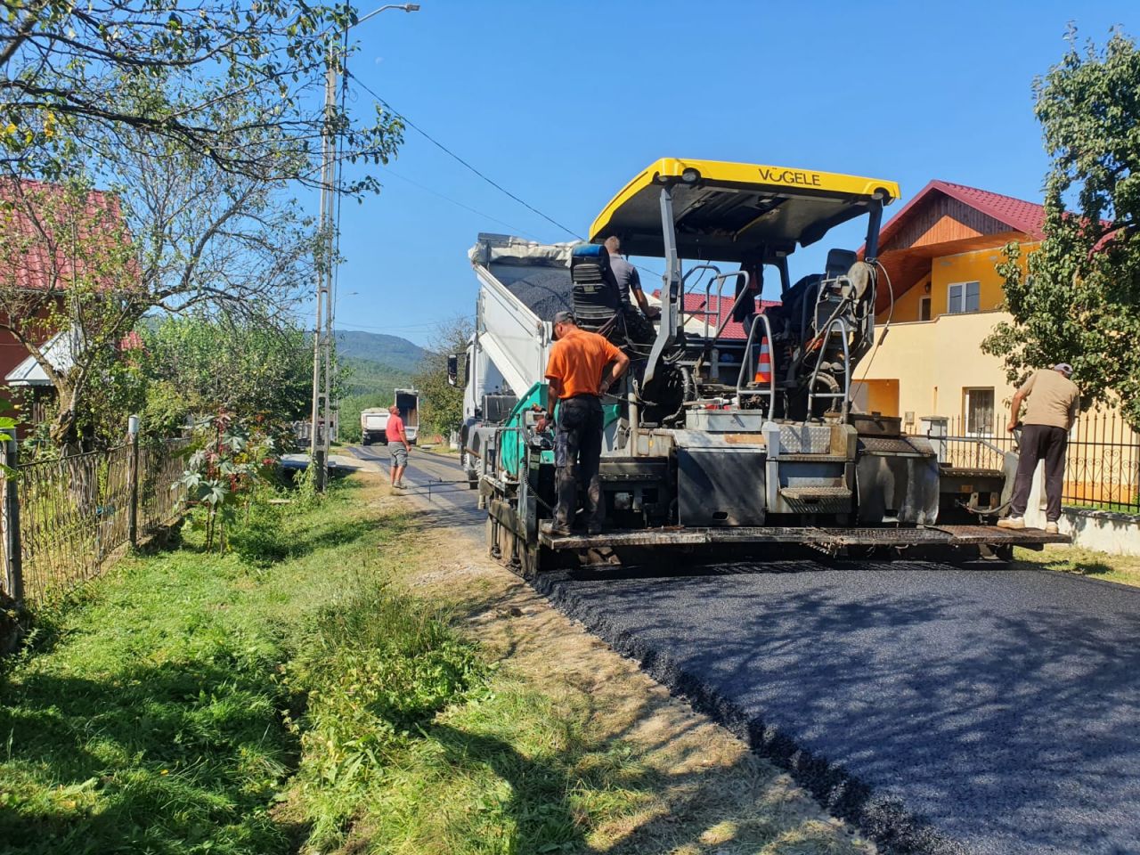 15 drumuri județene