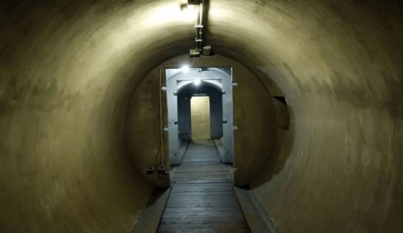 Buncărele din Cluj-Napoca pot adăposti DOAR 14.000 de persoane. Tot ce trebuie să știi despre adăposturi și cum procedăm în caz de război