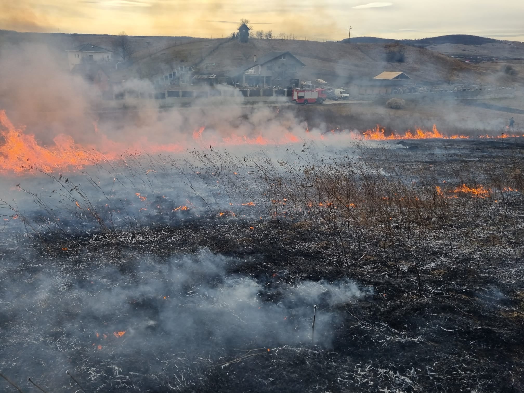 18 incendii de vegetație provocate în județul Cluj în ultimele zile