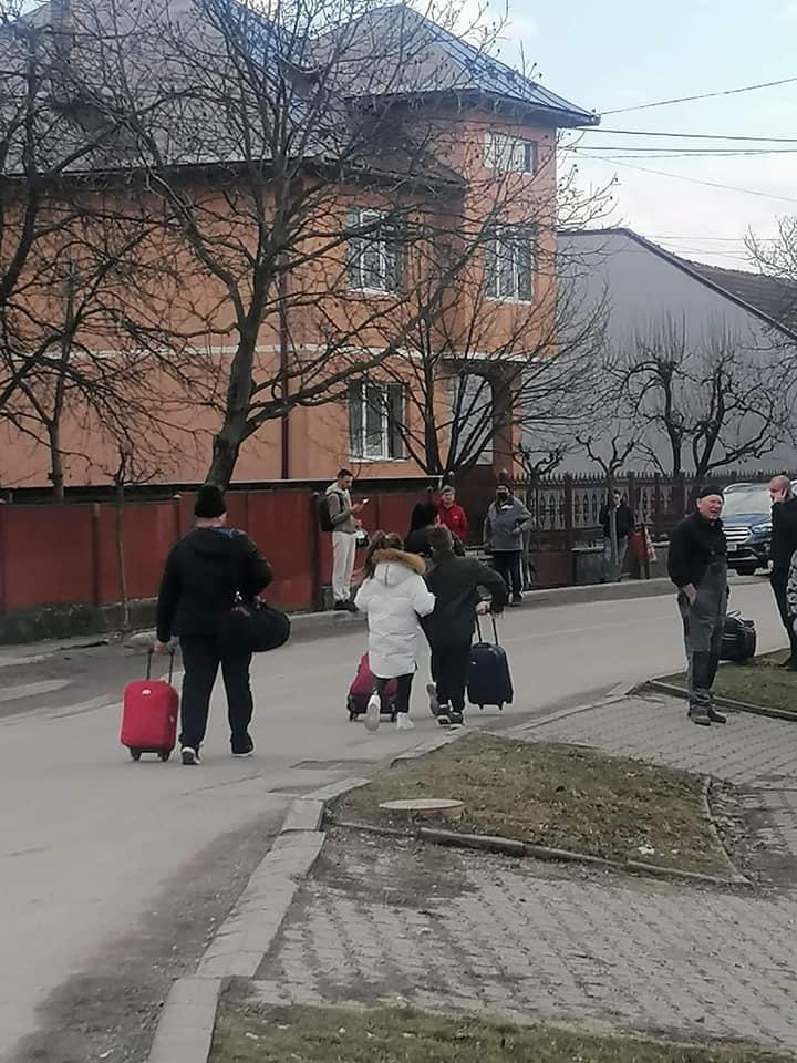 Peste 1.200 de persoane la granița de la Sighetu Marmației