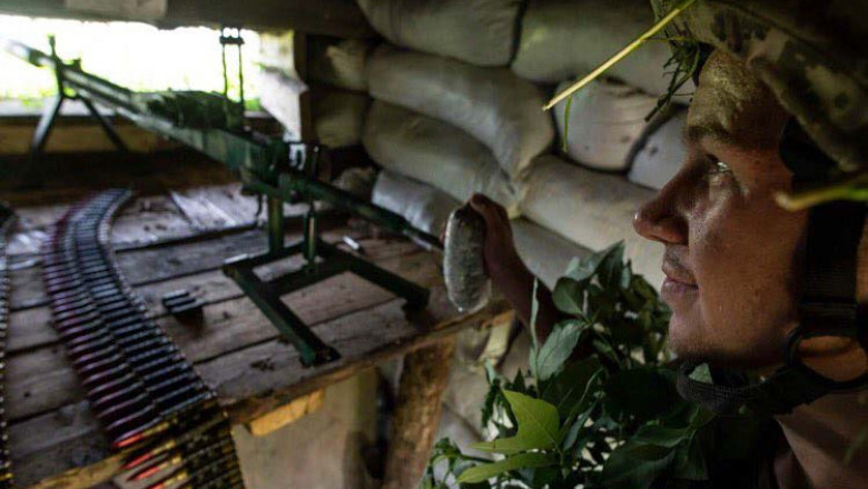 România a decis să trimită muniție și echipamente militare Ucrainei