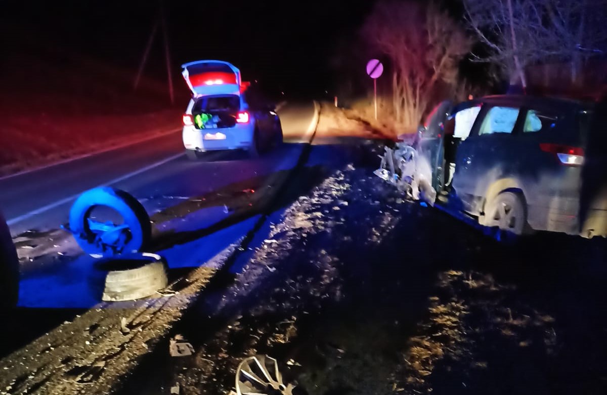 Accident GRAV între Apahida și Corpadea! Doi copii şi doi adulţi