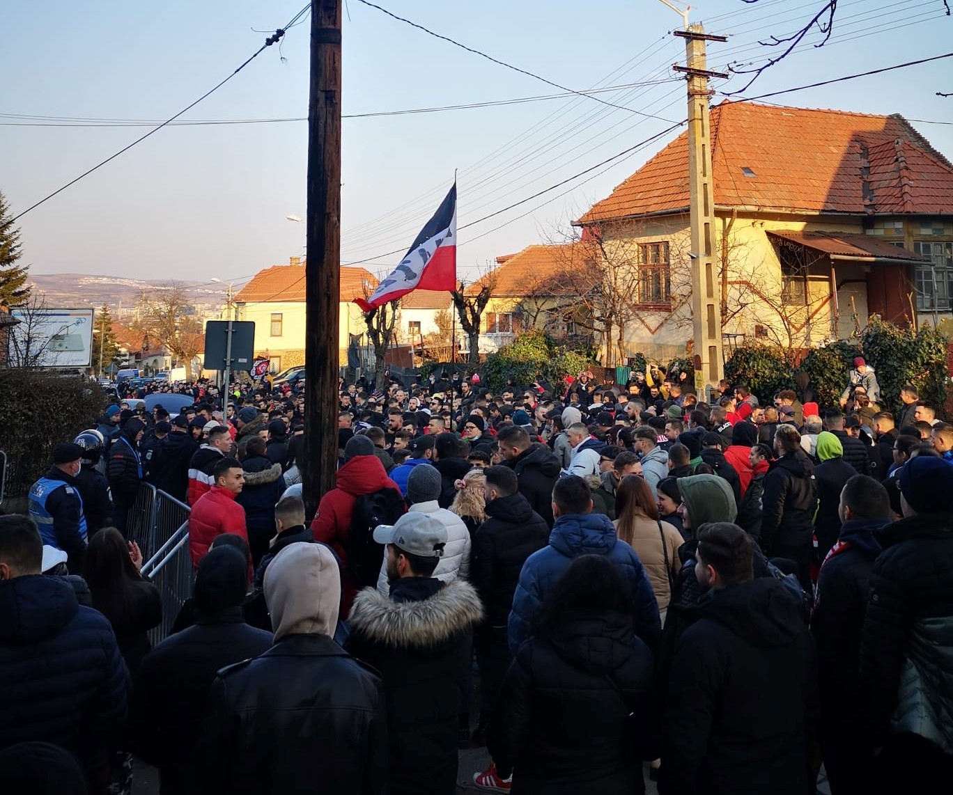 Derby cu scântei între Dinamo și CFR Cluj. Fanii lui „U” și ai lui Dinamo