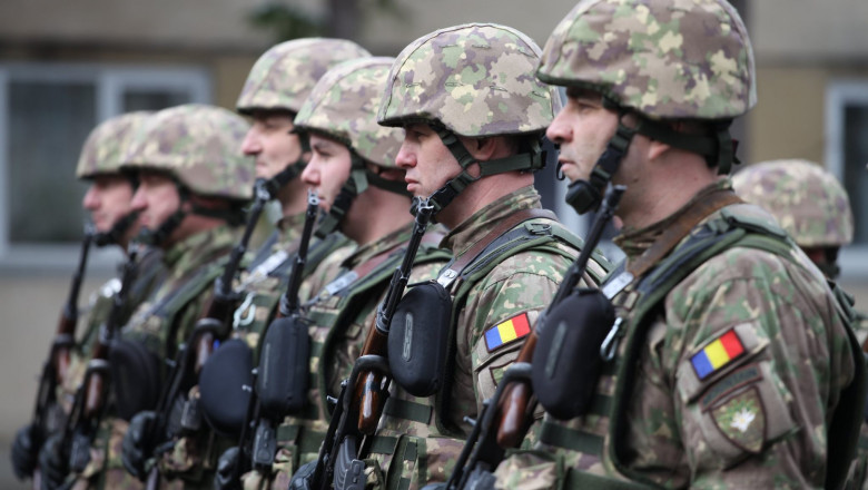 Bărbații români între 18 și 60 de ani