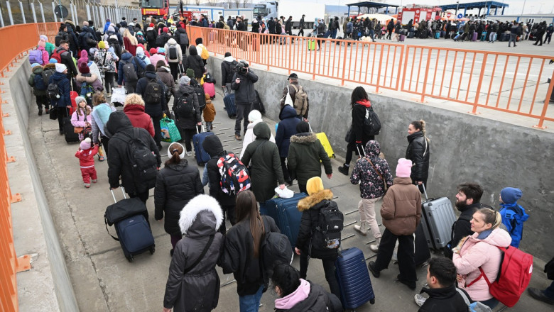 Speculanții au ajuns să ceară 300 de lei pentru o noapte de cazare