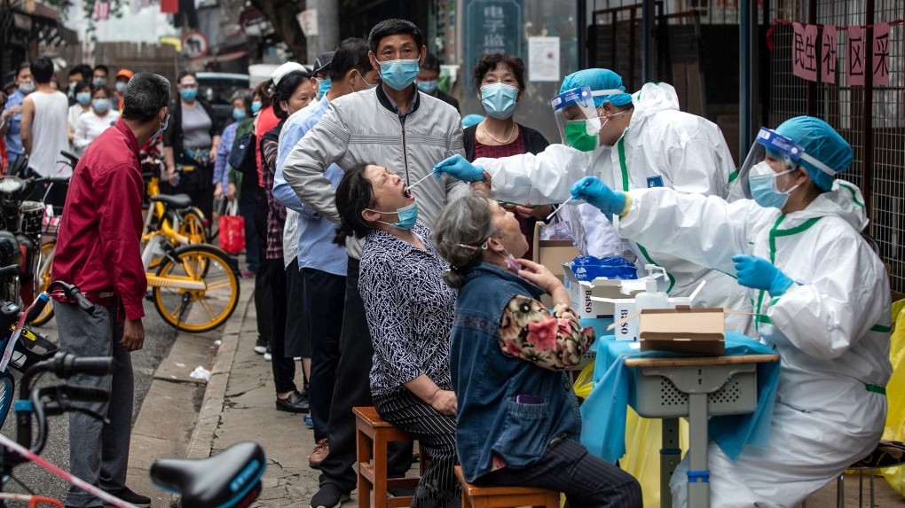 China a raportat aproape 3.400 de cazuri într-o singură zi