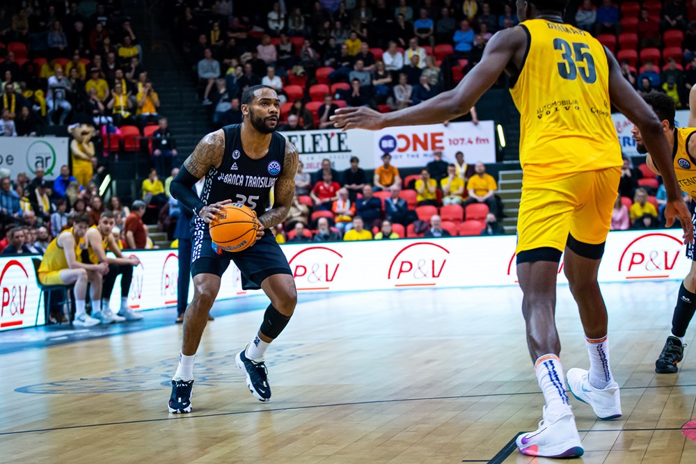 Patrick Richar în meciul Oostende - U-BT Cluj. Sursă Foto: Basketball Champions League