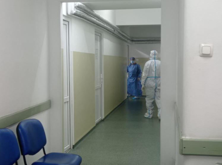 Peste 1.000 de clujeni bolnavi de COVID