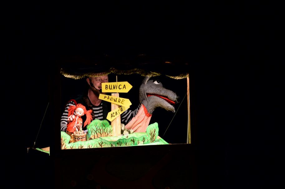 Spectacole gratuite de teatru pentru copiii refugiați din Ucraina