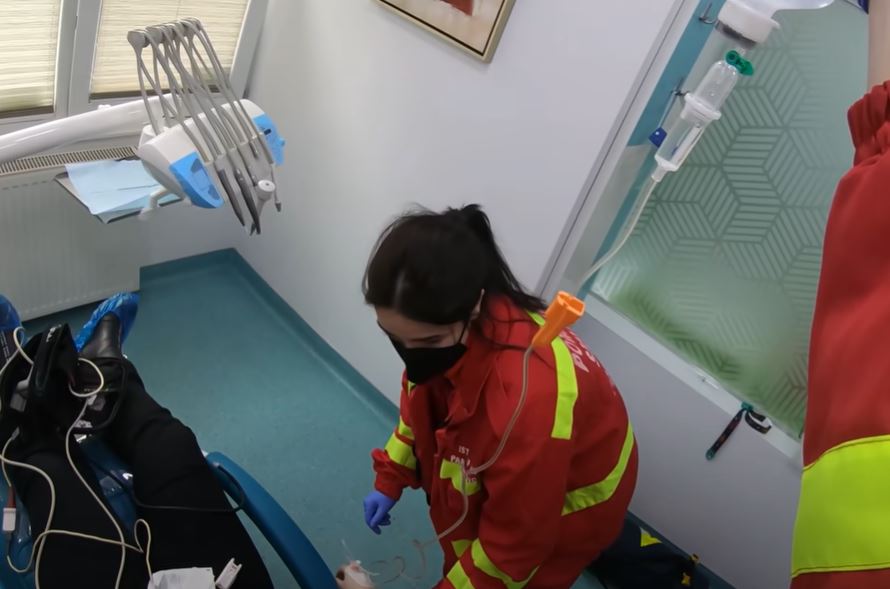 Intervenție de urgență în cabinetul stomatologic