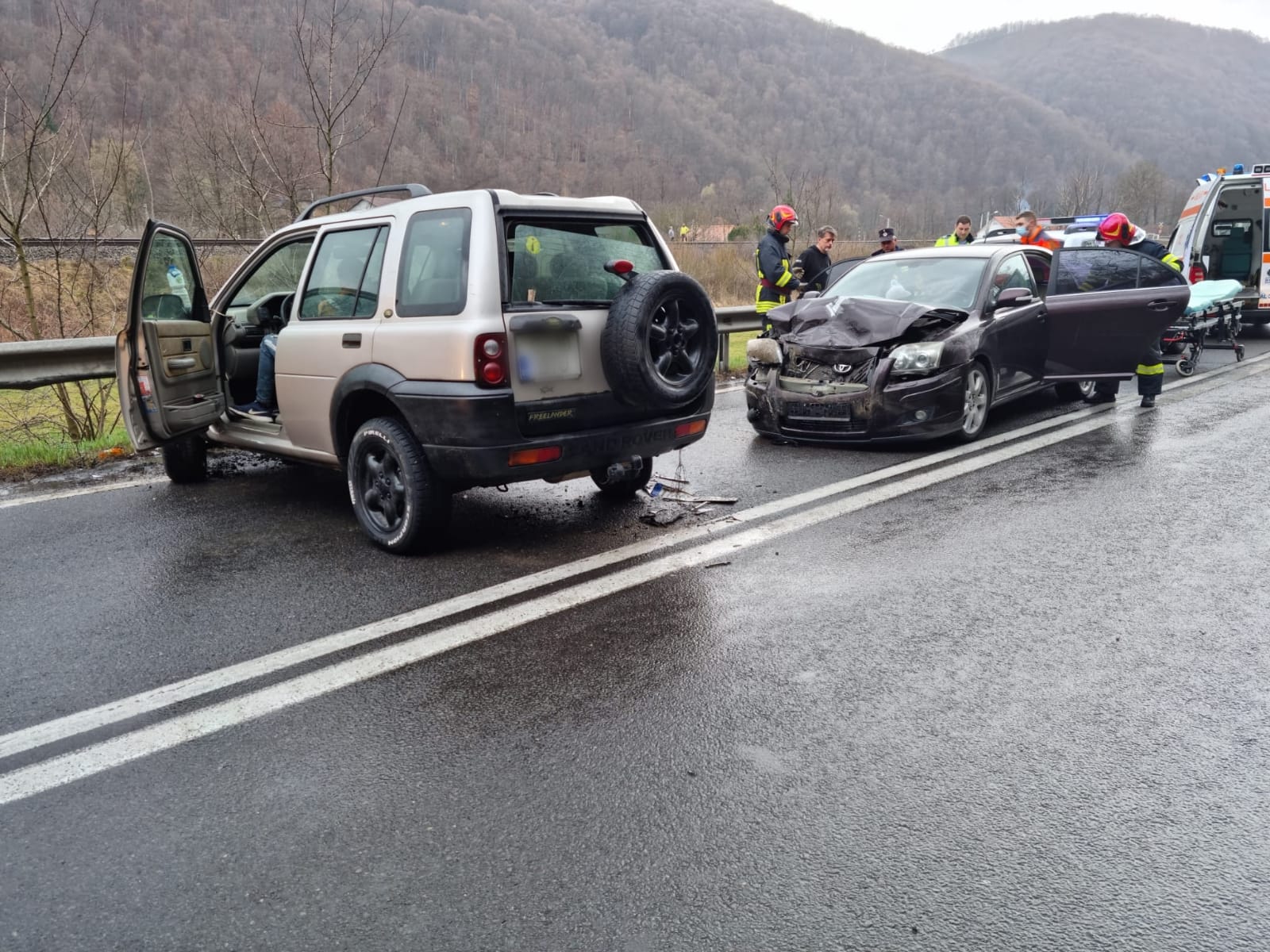 O femeie de 43 de ani a ajuns la spital în urma unui accident în Negreni