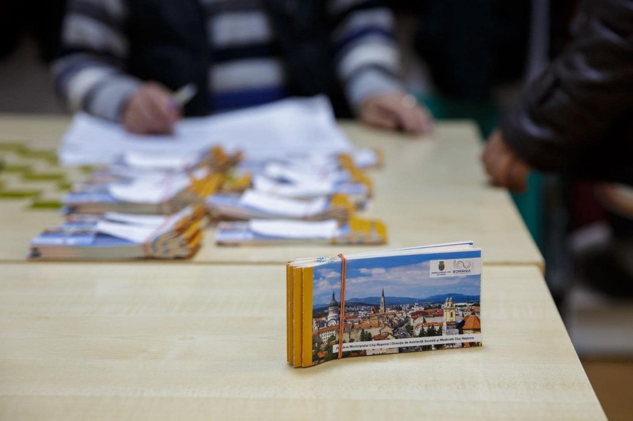 Clujenii pot depune cereri pentru tichete sociale de 200 de lei