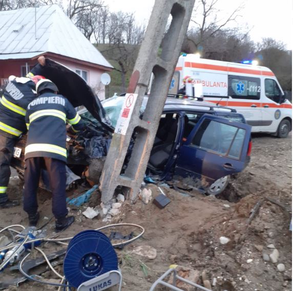 Tânăr de 18 ani