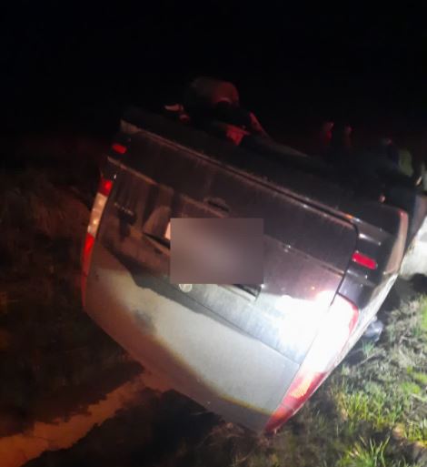 Un microbuz cu 6 persoane s-a răsturnat aproape de Dej