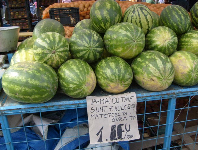 Comercianții de pepeni nu vor mai putea să vândă în afara piețelor și târgurilor.