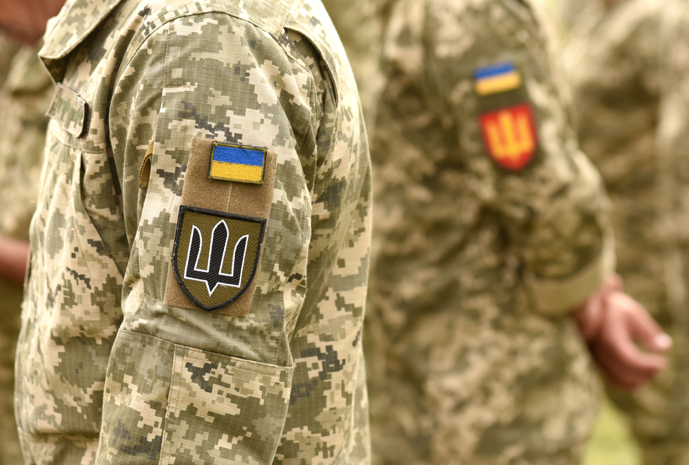 10 militari și 9 civili ucraineni