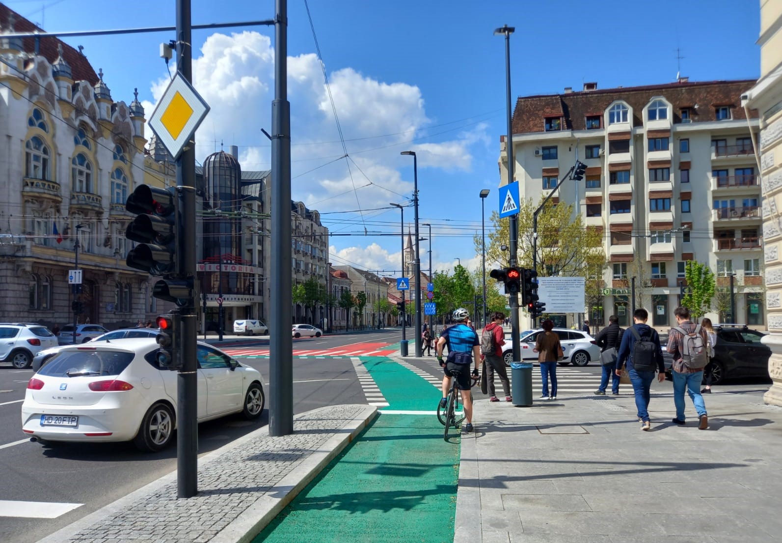 Weekend-ul începe cu soare și se termină cu ploi/ FOTO: Monitorul de Cluj