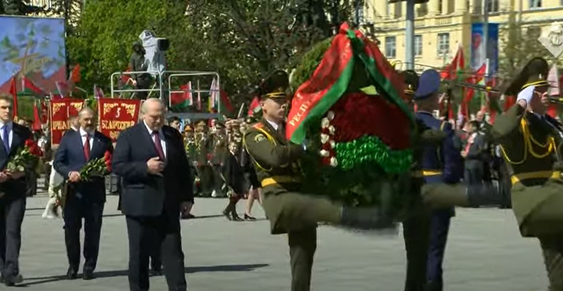 A început defilarea militară de 9 mai în Moscova / Foto: captură video - The Telegraph