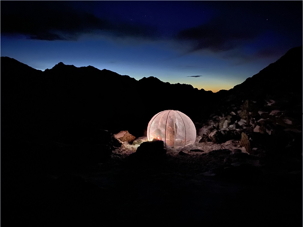 O bibliotecă mobilă sub formă de igloo va fi amplasată în Cheile Turzii. FOTO: Asociația Exploratorilor Pușcații
