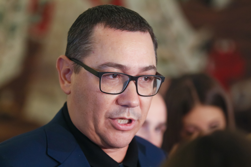 Ponta îi ia apărarea primarului Piedone