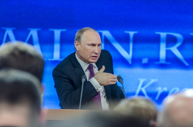 Liderul de la Kremlin a adăugat că sancţiunile occidentale şi un eventual embargou asupra petrolului rusesc au provocat creşterea globală a preţului ţiţeiului/ FOTO: pixabay.com