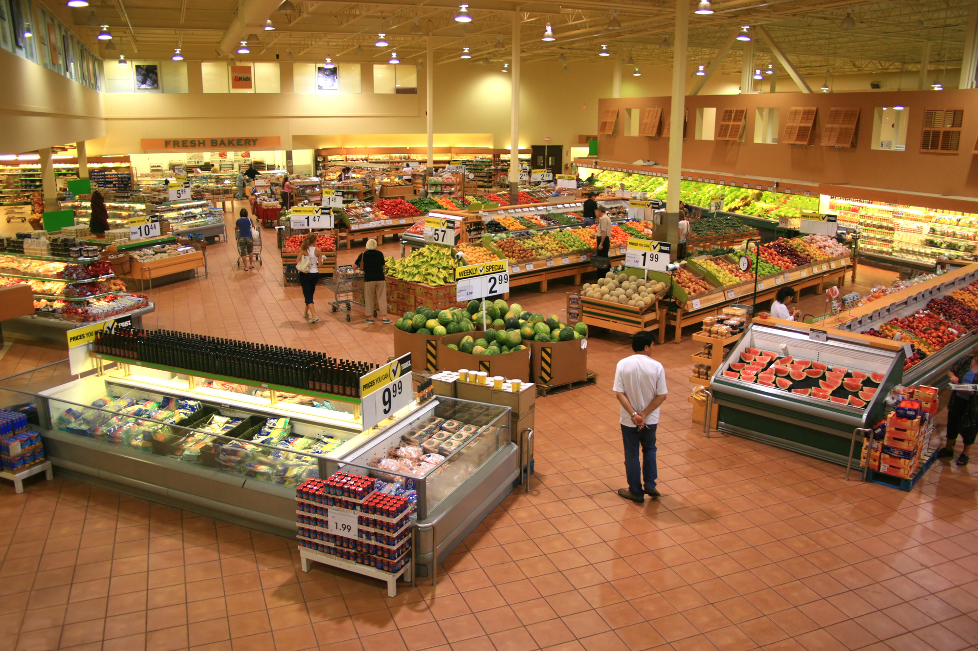 Raion supermarket legume fructe. Sursa foto: depositphotos.com