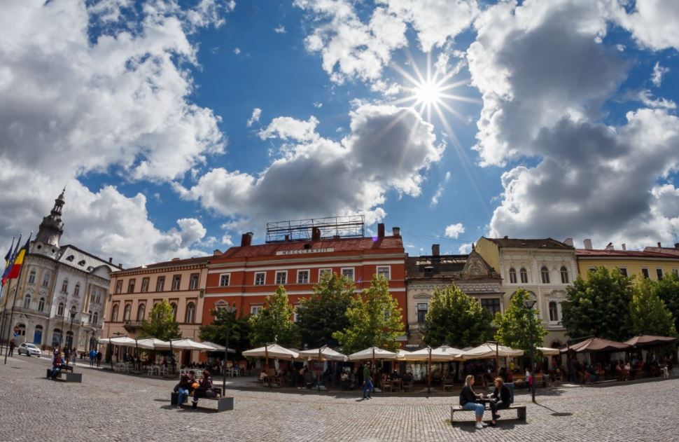 Meteorologii anunță un val de căldură în România