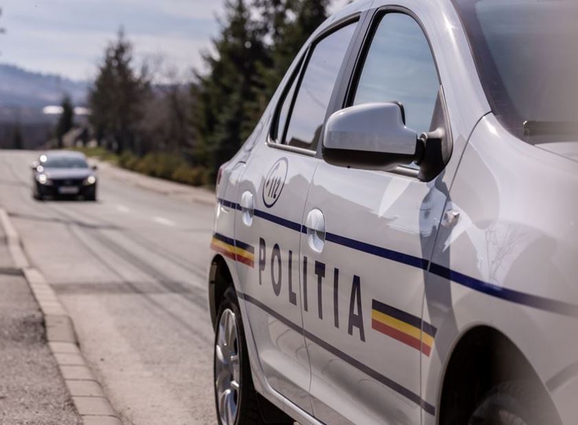 Accident între o mașină și un autobuz / Foto: Facebook - IPJ Cluj
