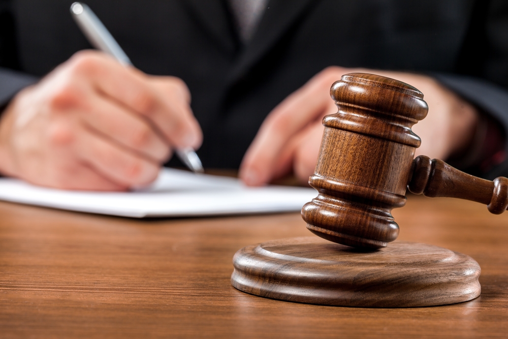 CCR a decis că organele judiciare și serviciile de informații nu mai pot primi datele stocate de către furnizorii de comunicații electronice / Foto: depositphotos.com