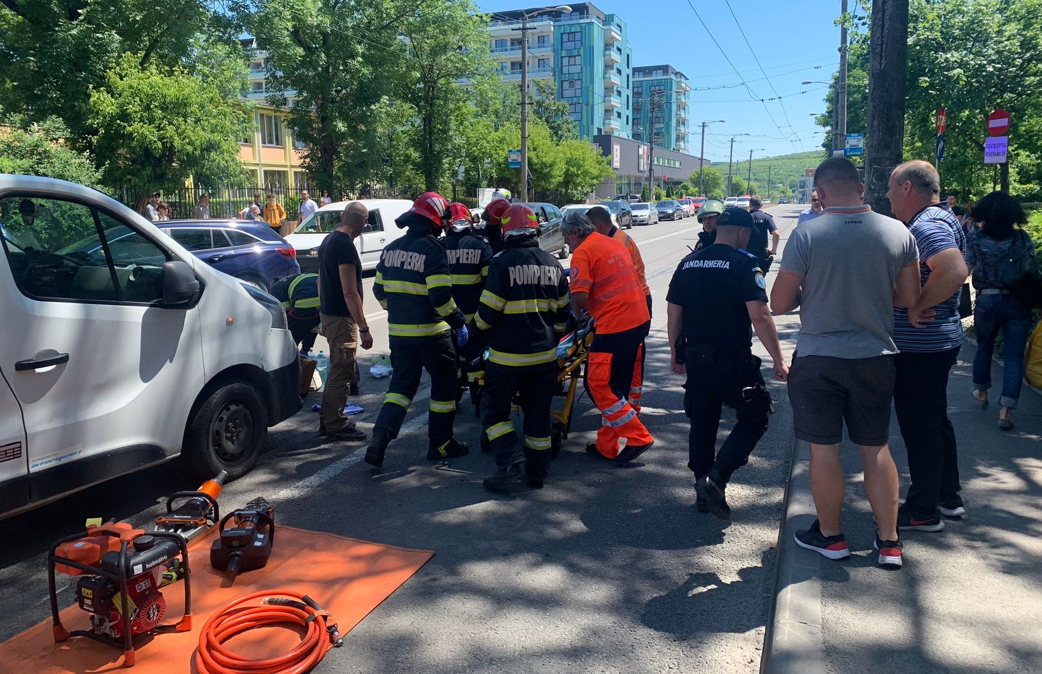 Victima de 60 de ani a fost transportată la spital/ Foto: ISU Cluj