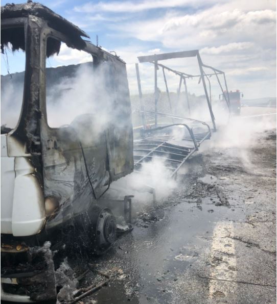 Un TIR încărcat cu polistiren