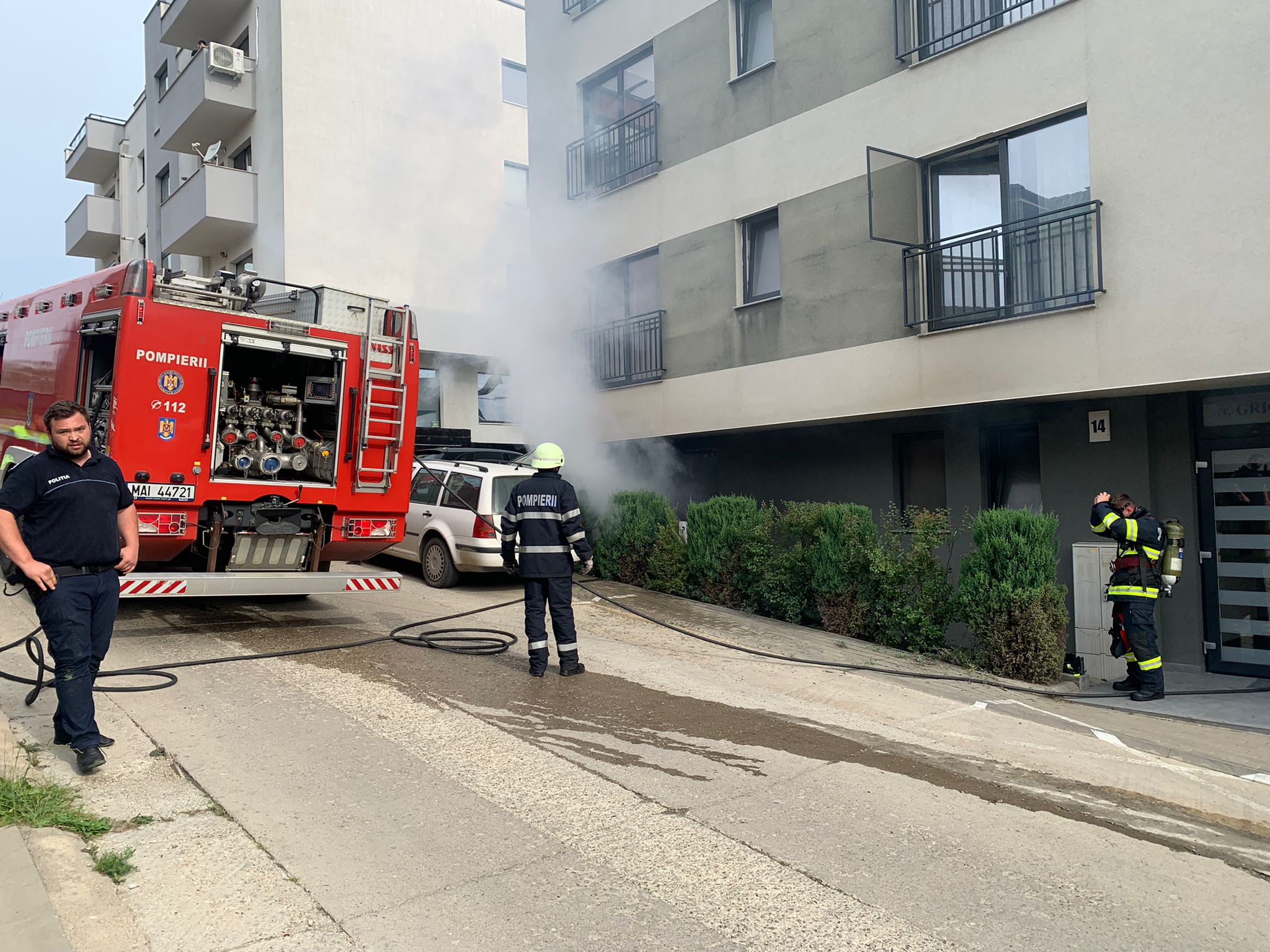 Incendiu bloc de locuințe Cluj-Napoca. FOTO: ISU Cluj